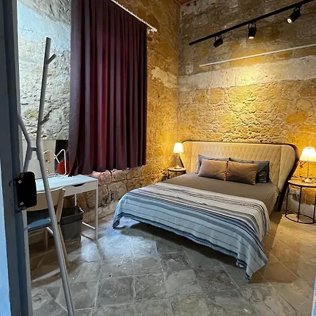 Affittacamere Tasev 4*